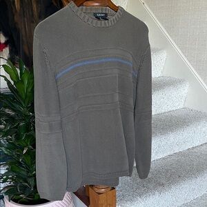 DKNY Vintage Fall Green Sweater with Blue Accent